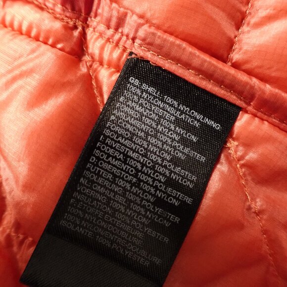 The North Face ThermoBall Insulated Jacket Women’s Small Coral Red Packable FAIR - Picture 14 of 15